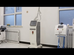 Δορυφόρος με φραγμένο λέιζερ για την αποκατάσταση της επιφάνειας του δέρματος 40W Ultra Pulse CW Removal Light Mole Aluminum Case